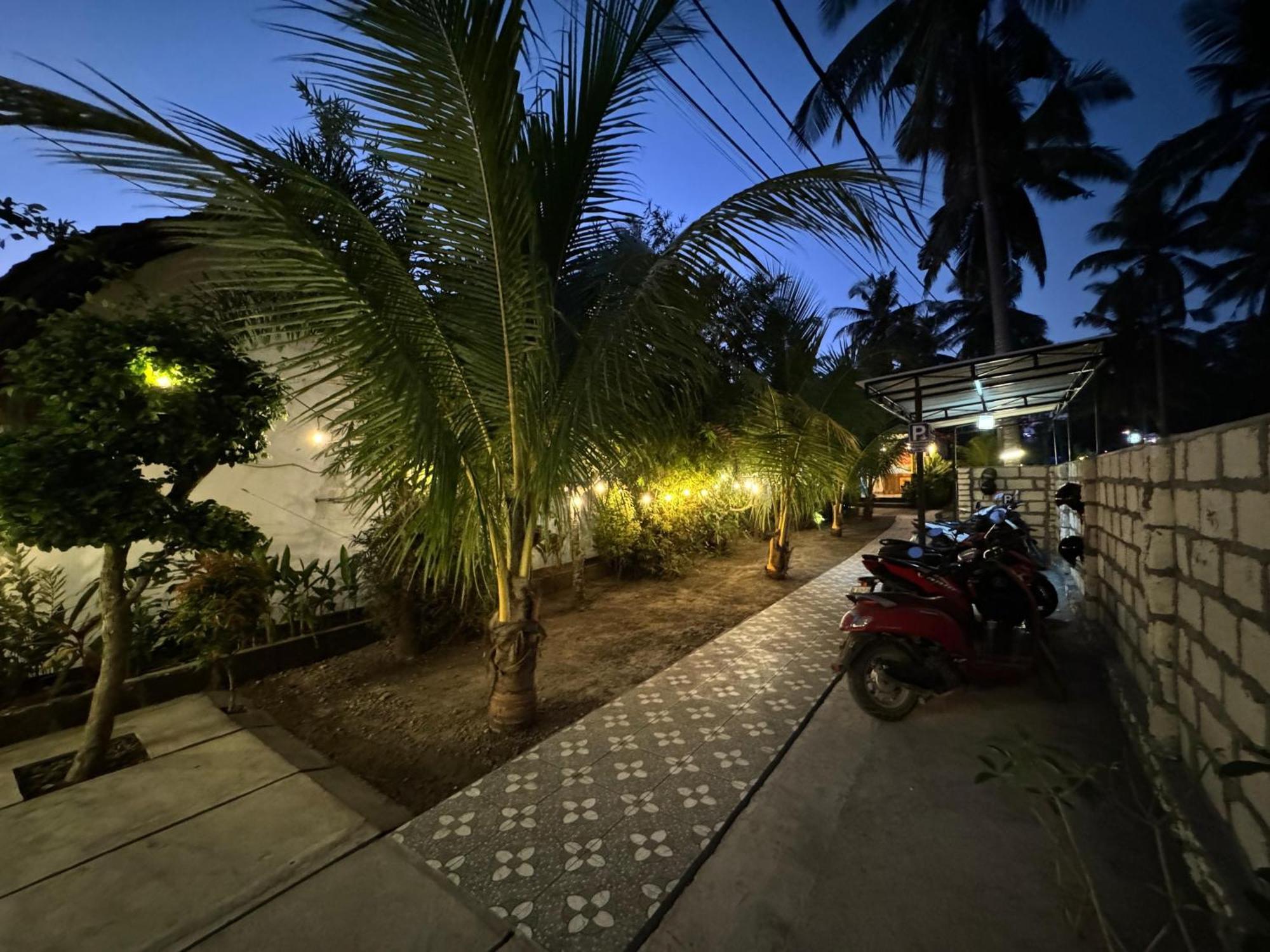 Meket Bungalows Toyapakeh 외부 사진